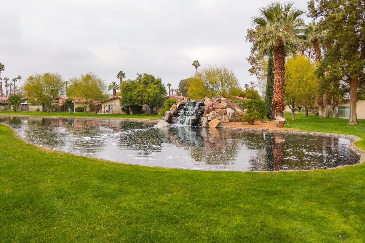 Indio Jewel Hotel Exterior photo